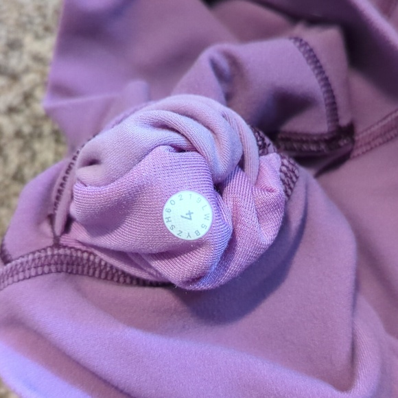 Lululemon Align Ombre Legging - Picture 7 of 7